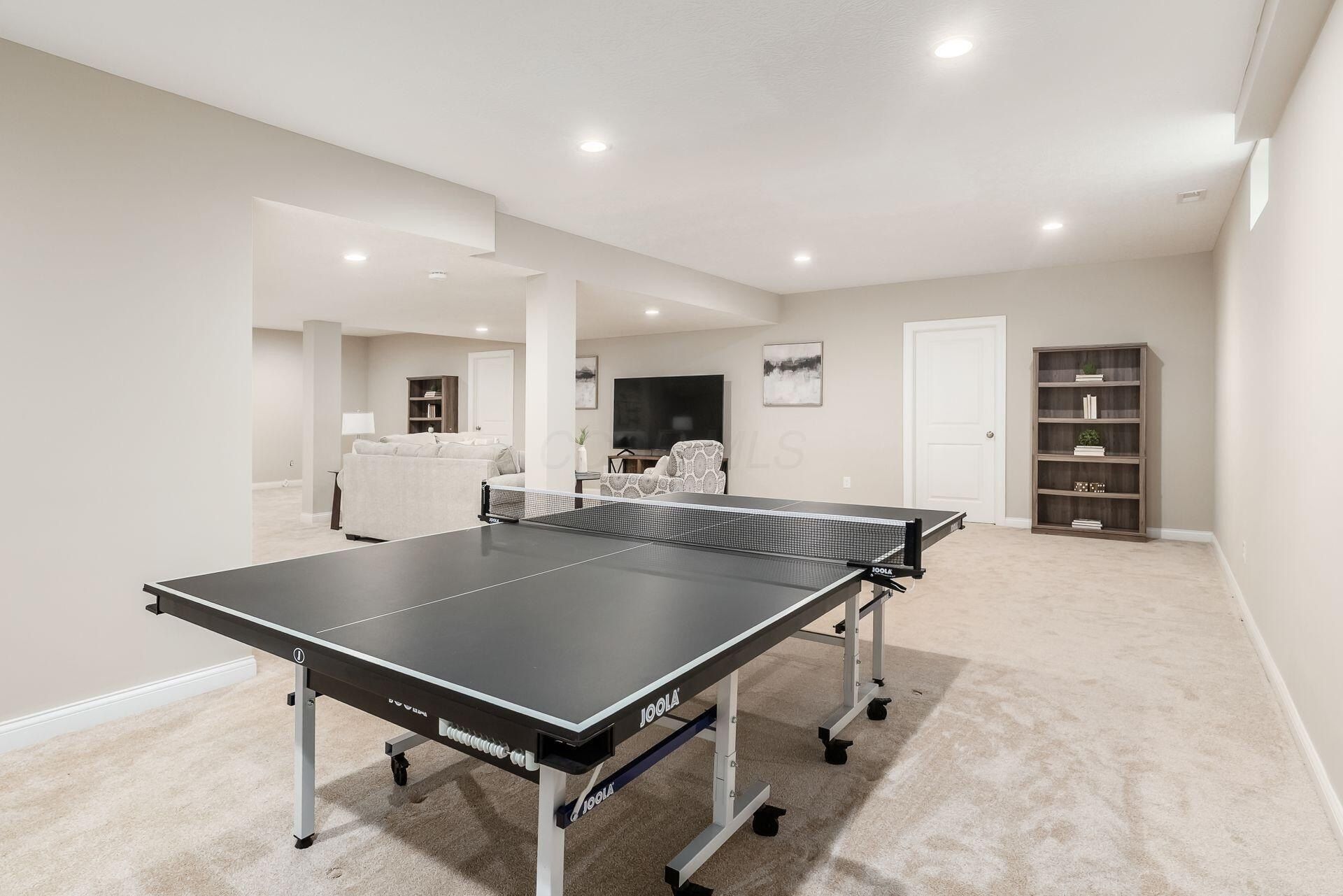 5523 Ballantrae Woods Drive. Dublin, OH 43016