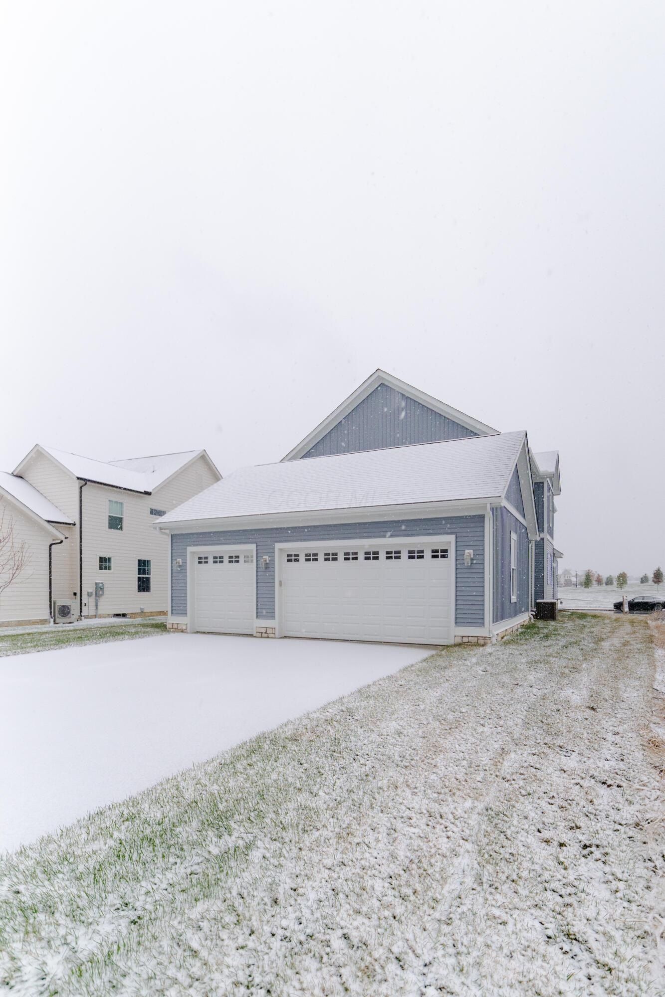 3648 Beulah Park Drive. Grove City, OH 43123