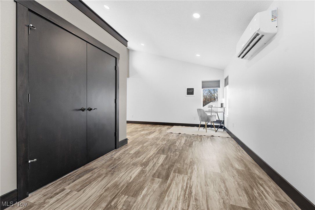 2632 Peach Lane. Wooster, OH 44691