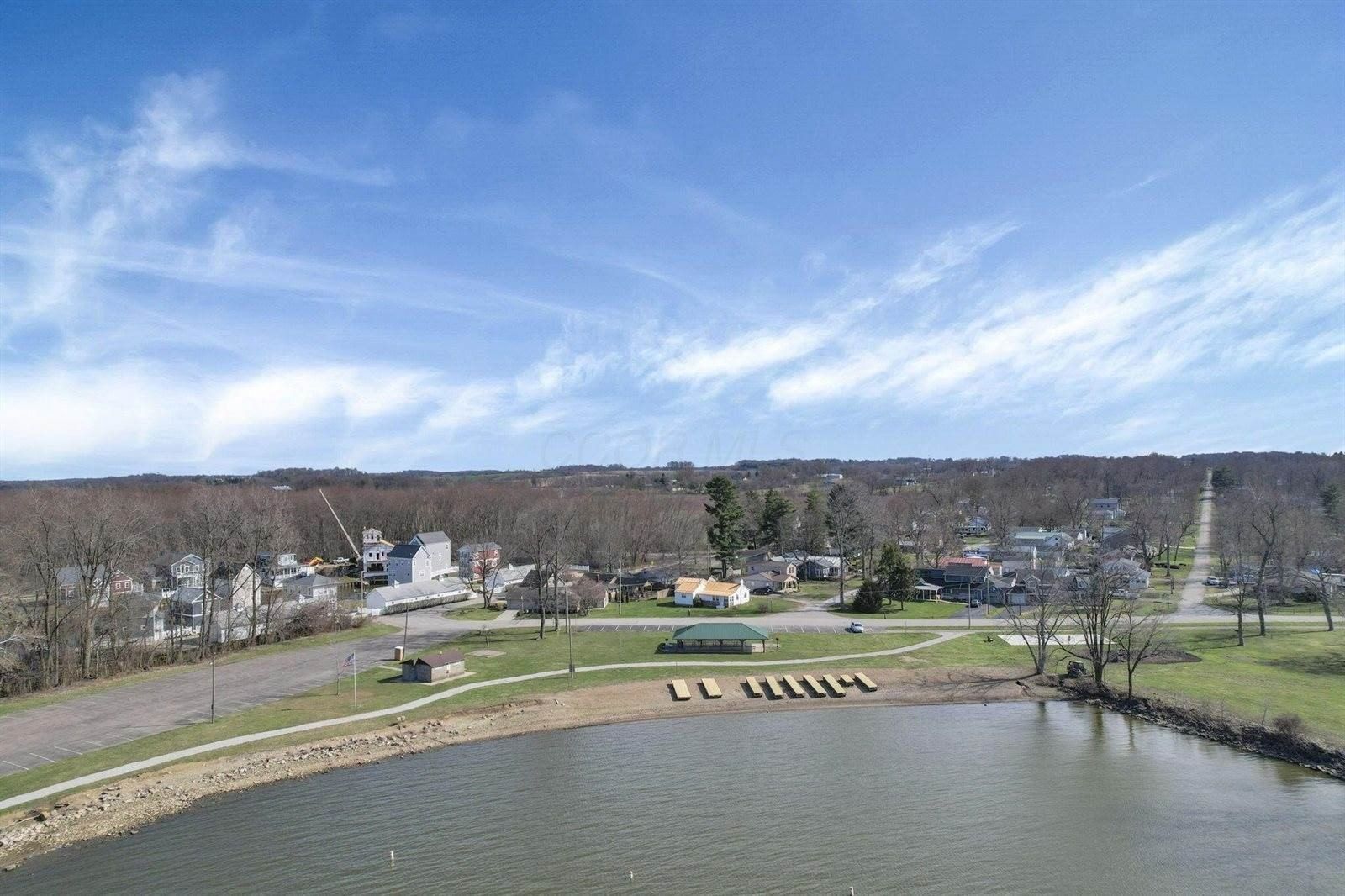 13114 Pine Road Ne. Thornville, OH 43076