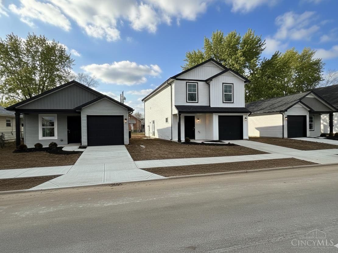 1511 Meadow Avenue. Middletown, OH 45044