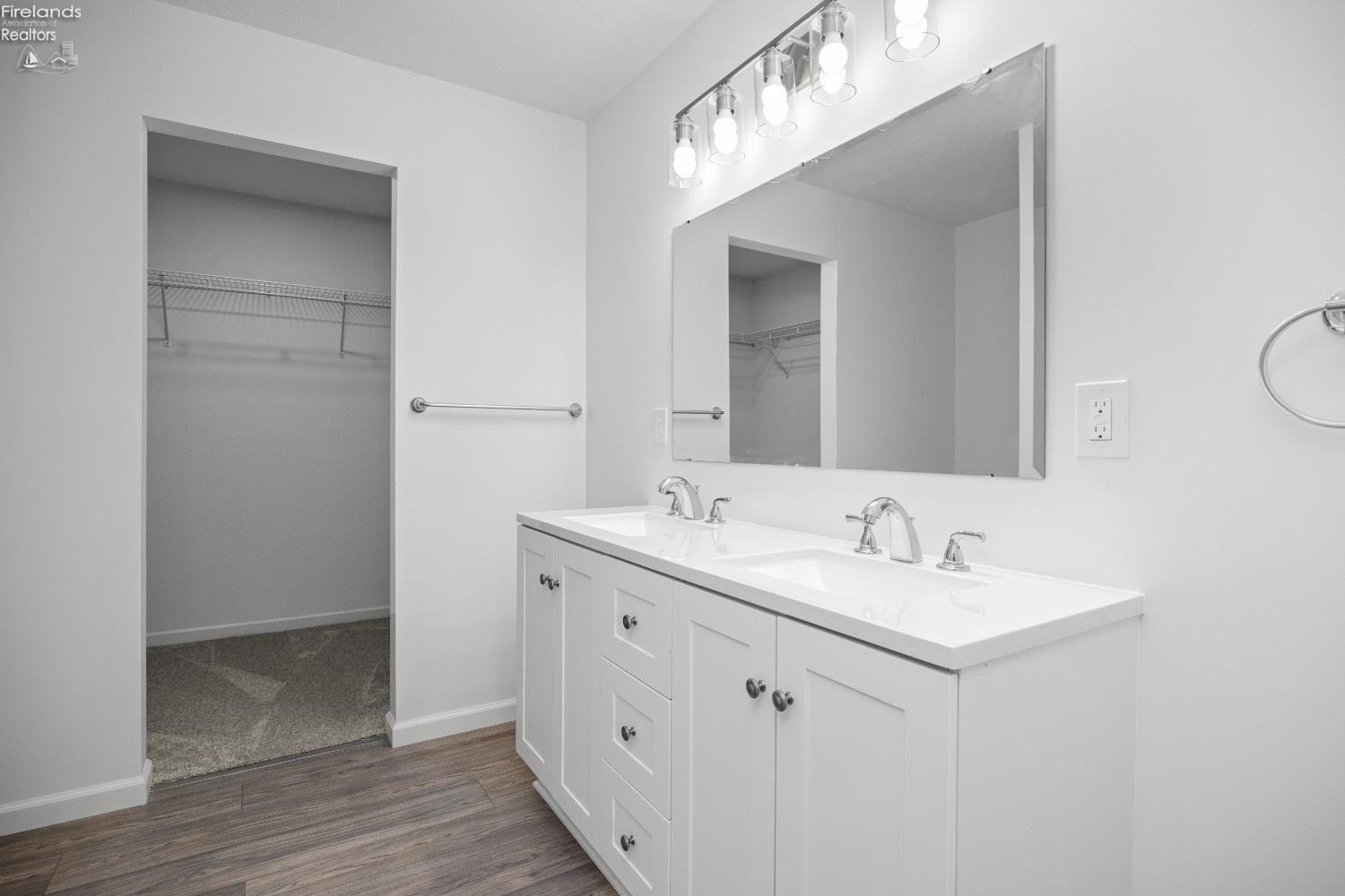 1999 E Oldgate Road. Sandusky, OH 44870