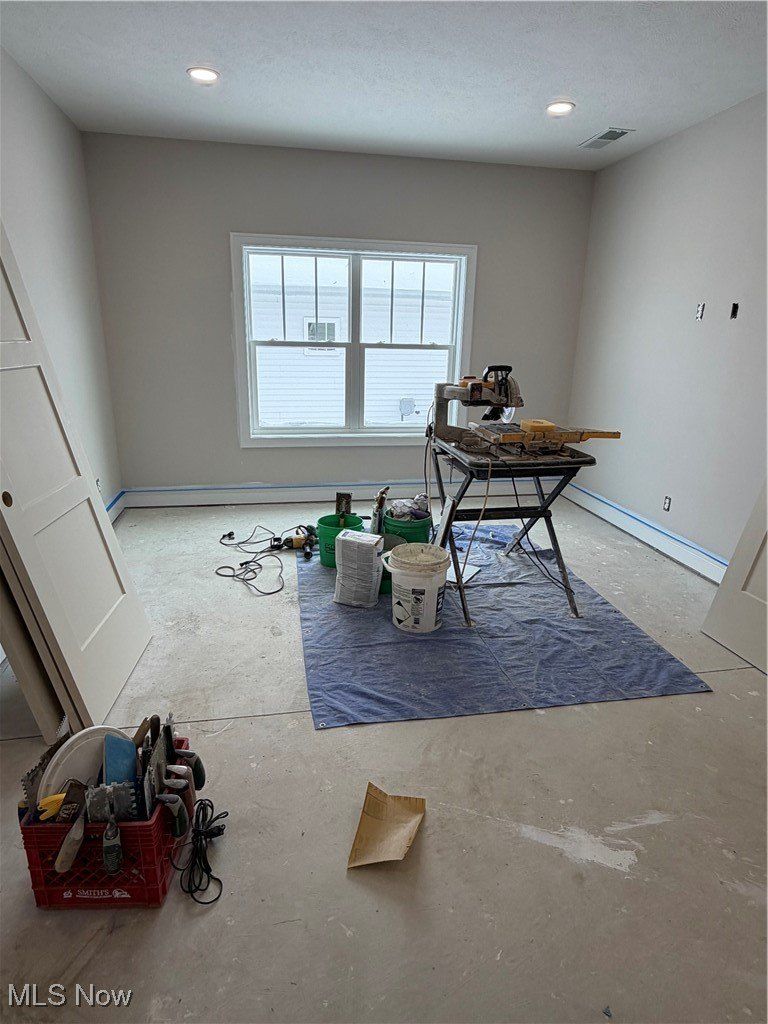 7885 Fox Hunter Lane. Painesville, OH 44077