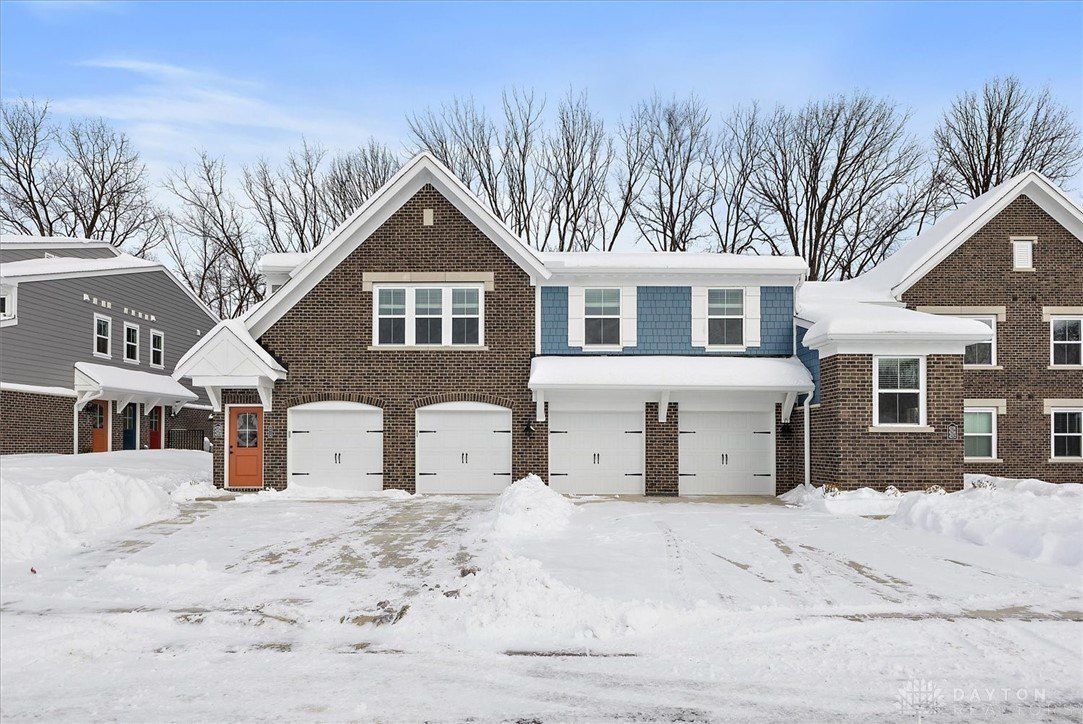 4222 N Golden Clove Bend. Dayton, OH 45459