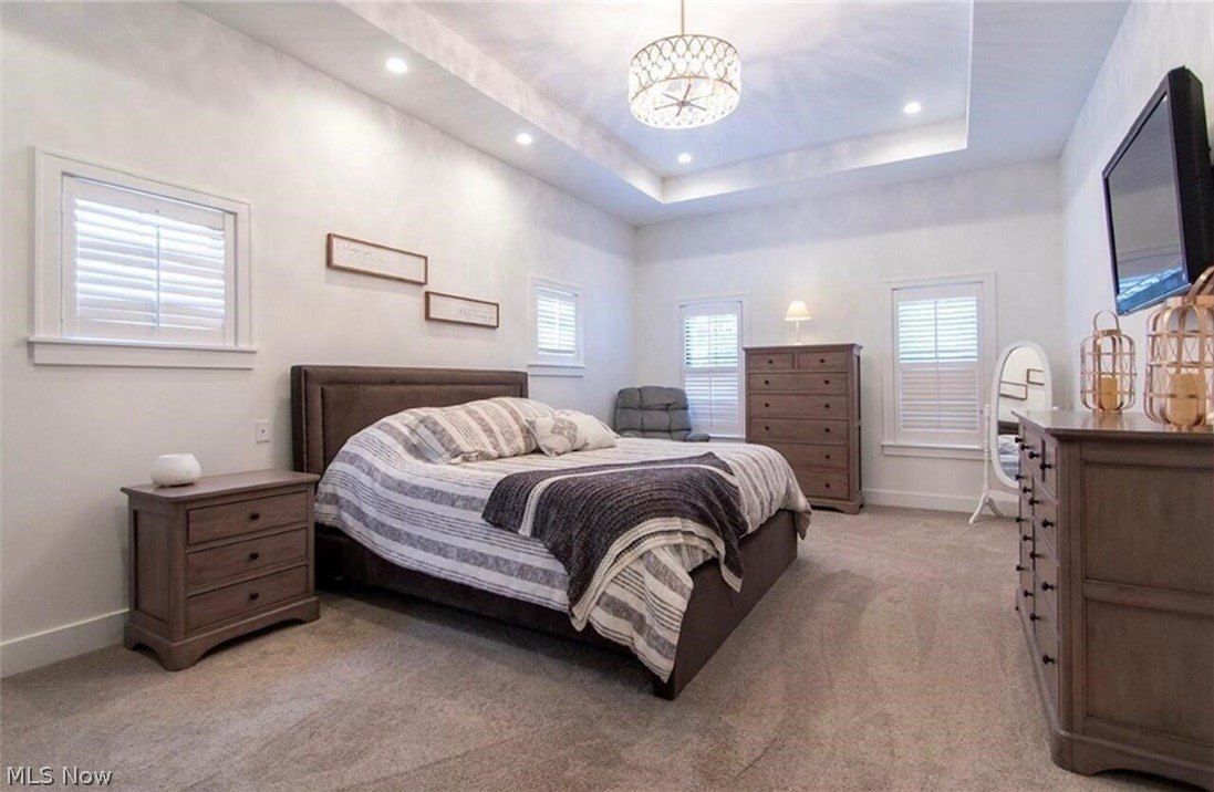 4142 St Gregory Way. Avon, OH 44011