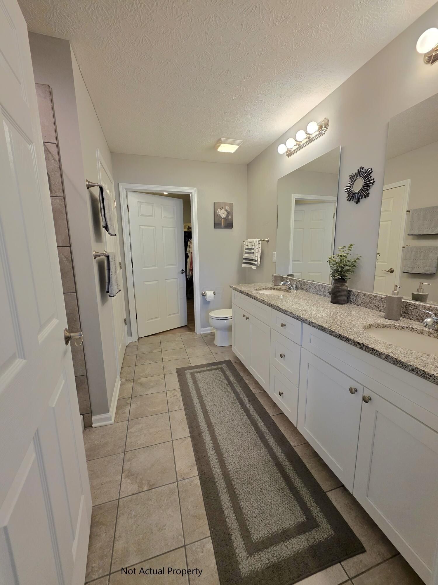 153 Narragansett Drive. Buckeye Lake, OH 43008