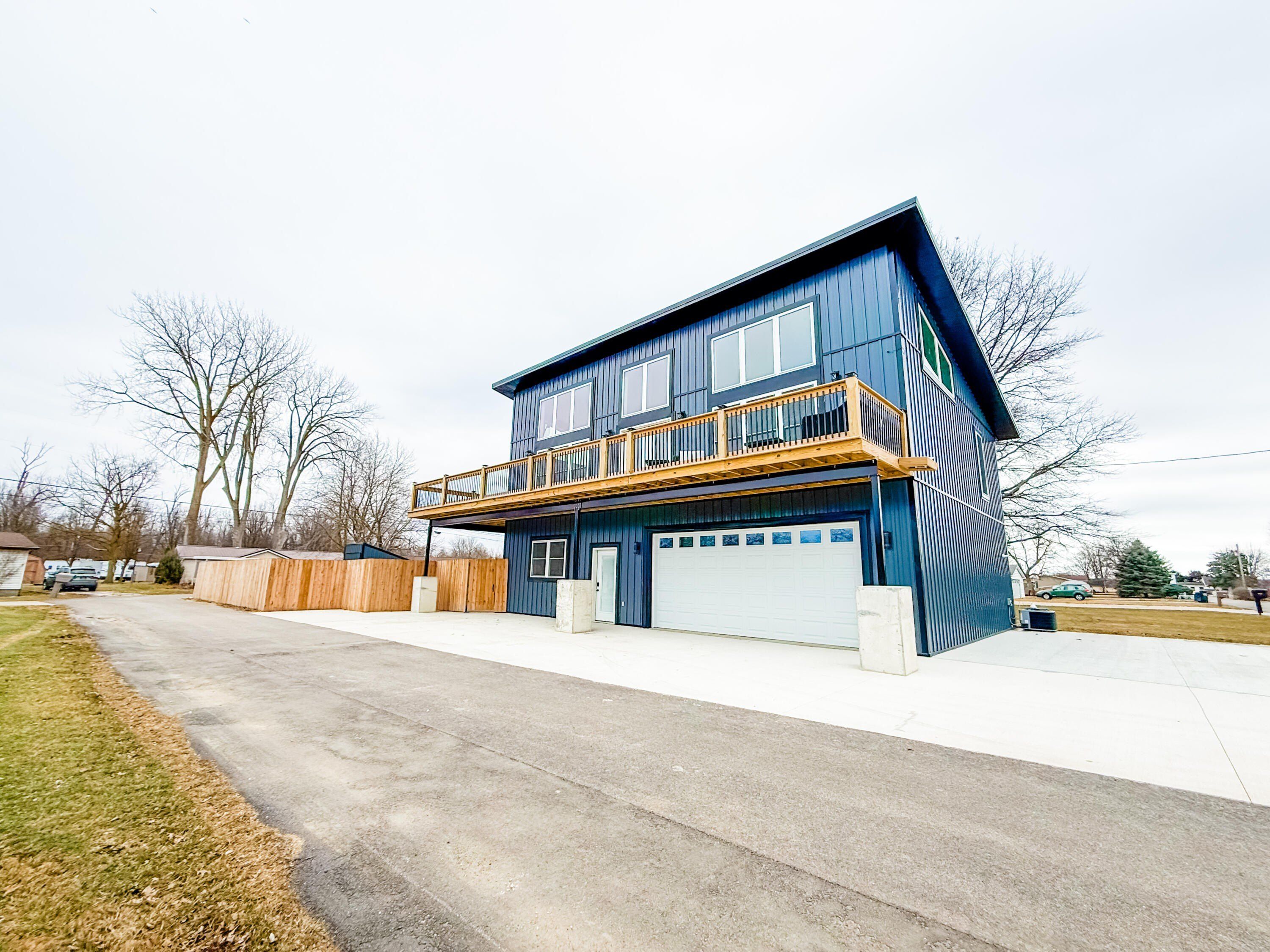 5338 Lake Drive. Celina, OH 45822