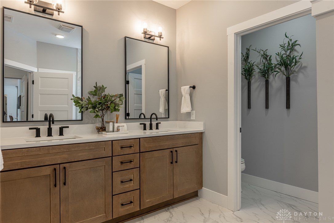 1464 Triple Crown Way. Xenia, OH 45385