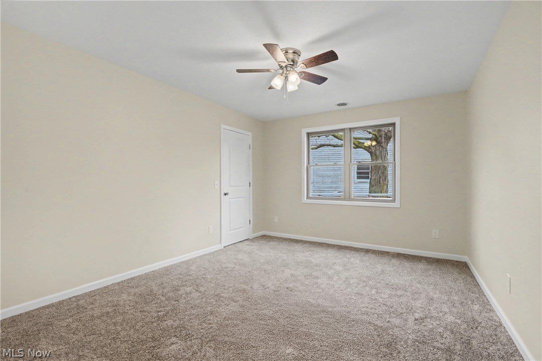 1444 Buckeye Circle. Salem, OH 44460