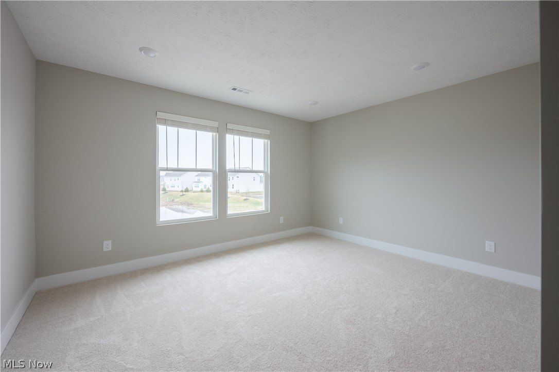 648 Bar Harbor. Avon Lake, OH 44012