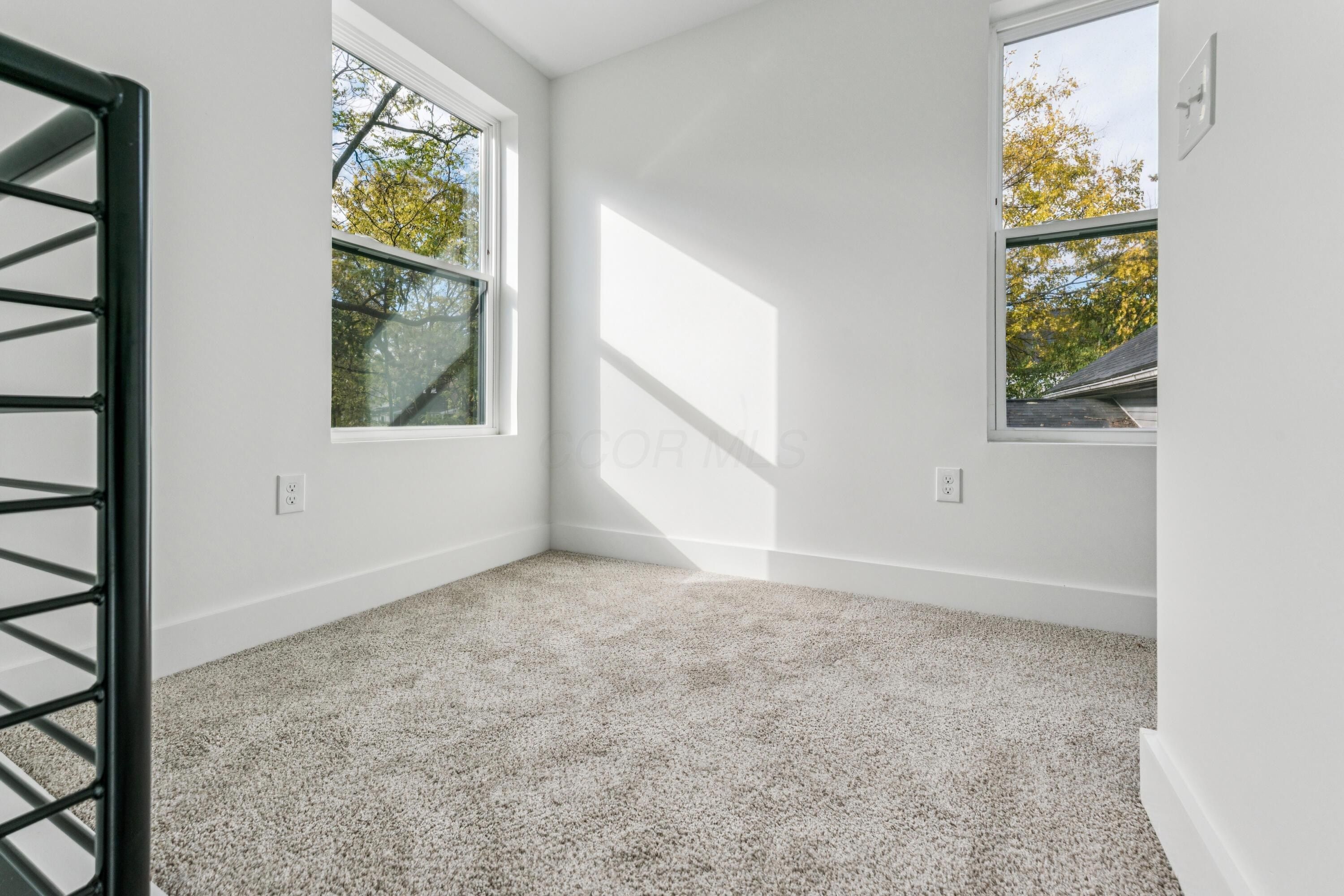 544 Seymour Avenue. Columbus, OH 43205