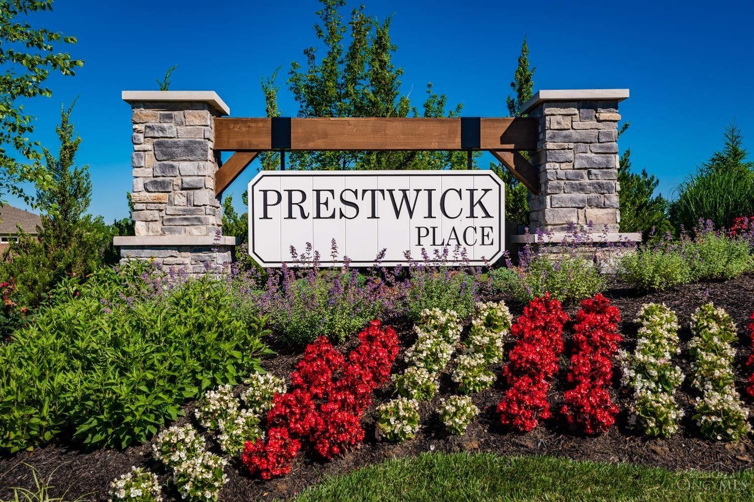 3806 Sturbridge Way. Cincinnati, OH 45245