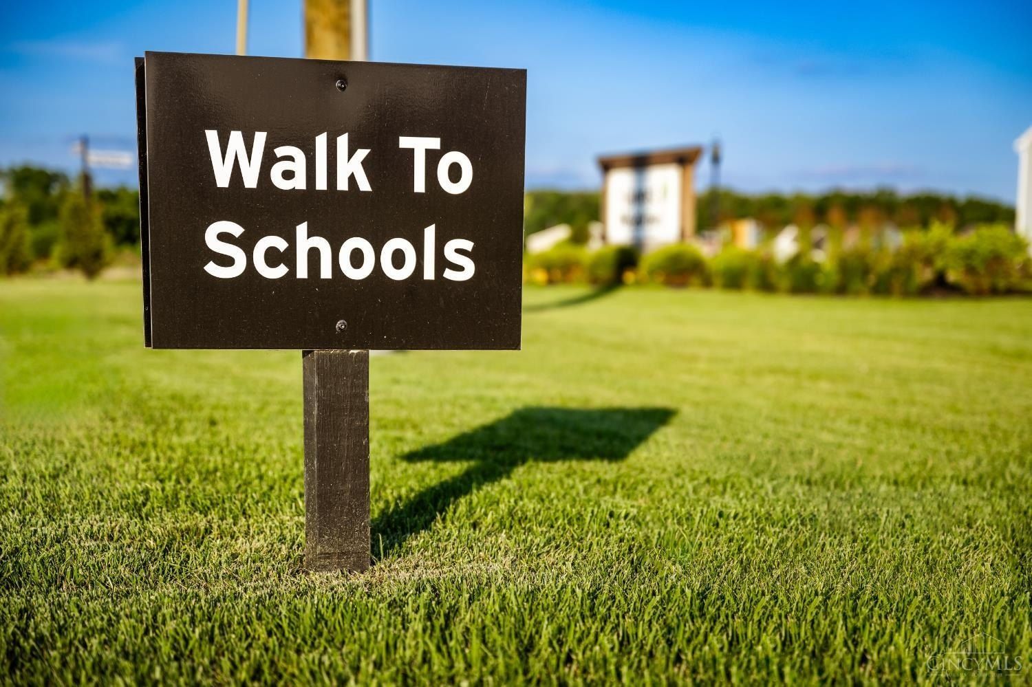 2066 Longmeadow Lane. Batavia, OH 45103