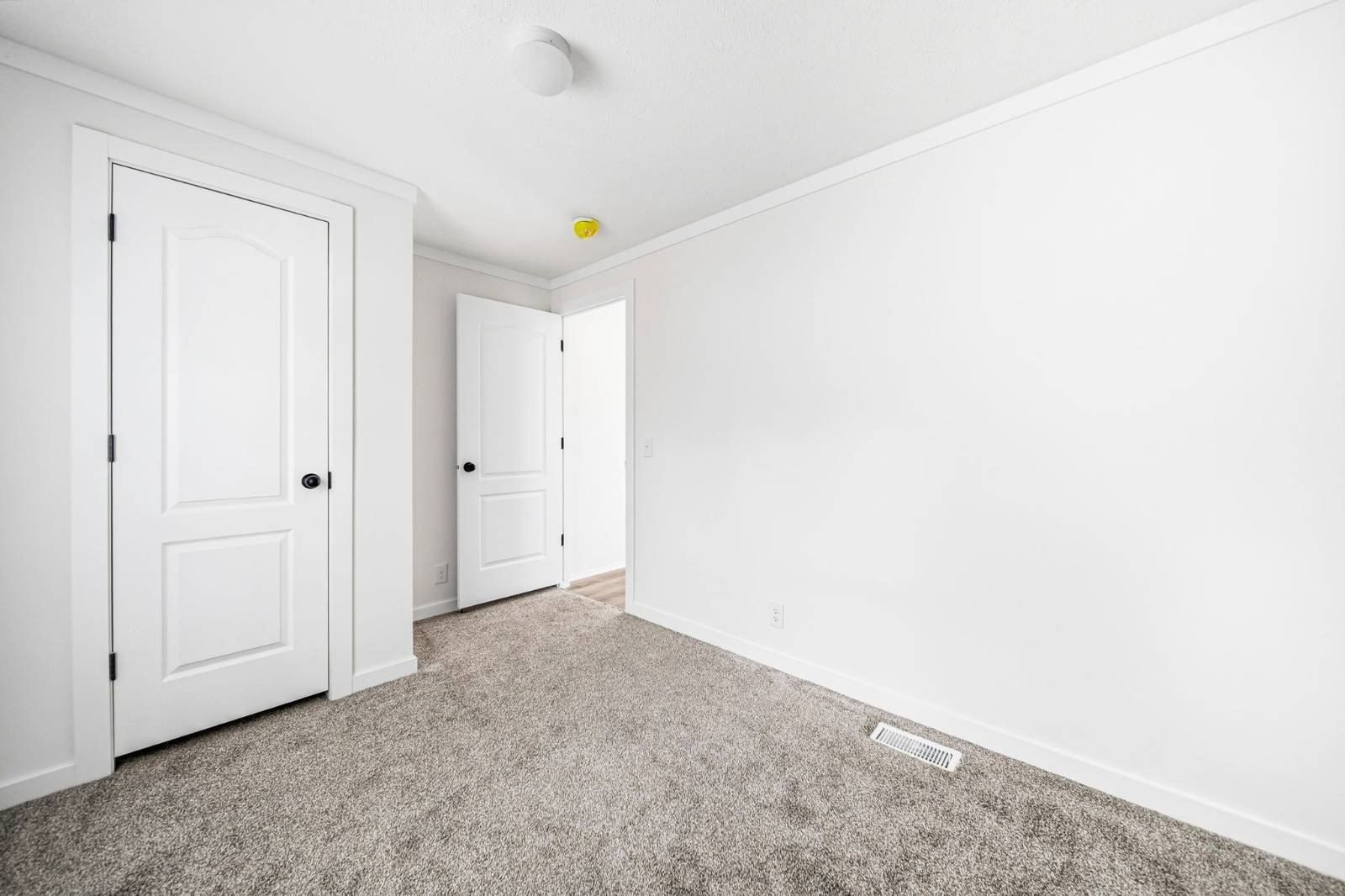 9151 Mentor Ave. Mentor, OH 44060