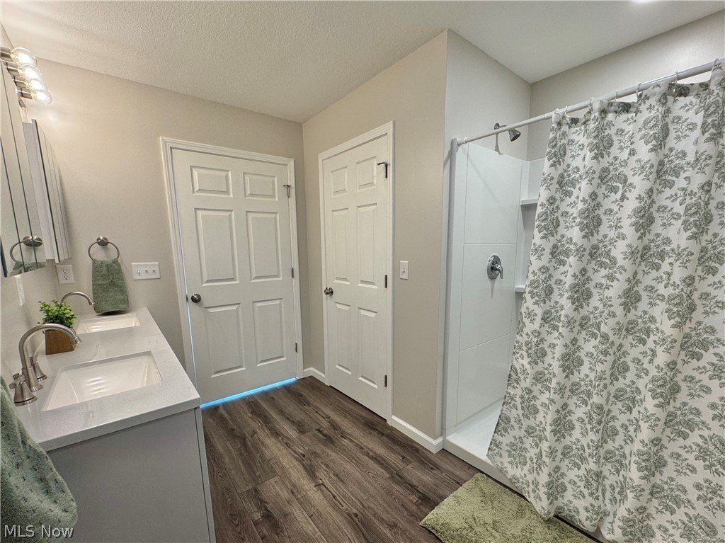 406 S Raccoon Road. Austintown, OH 44515