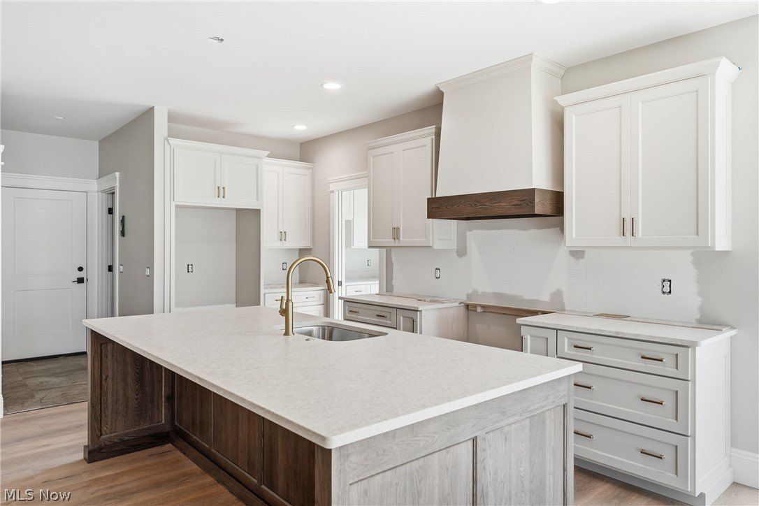 4540 Wyatt Way. Poland, OH 44514