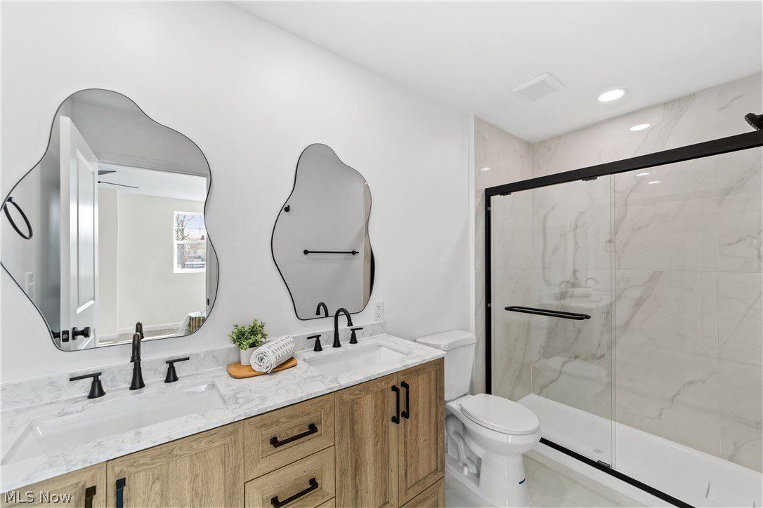 4061 Harwood Road. South Euclid, OH 44121