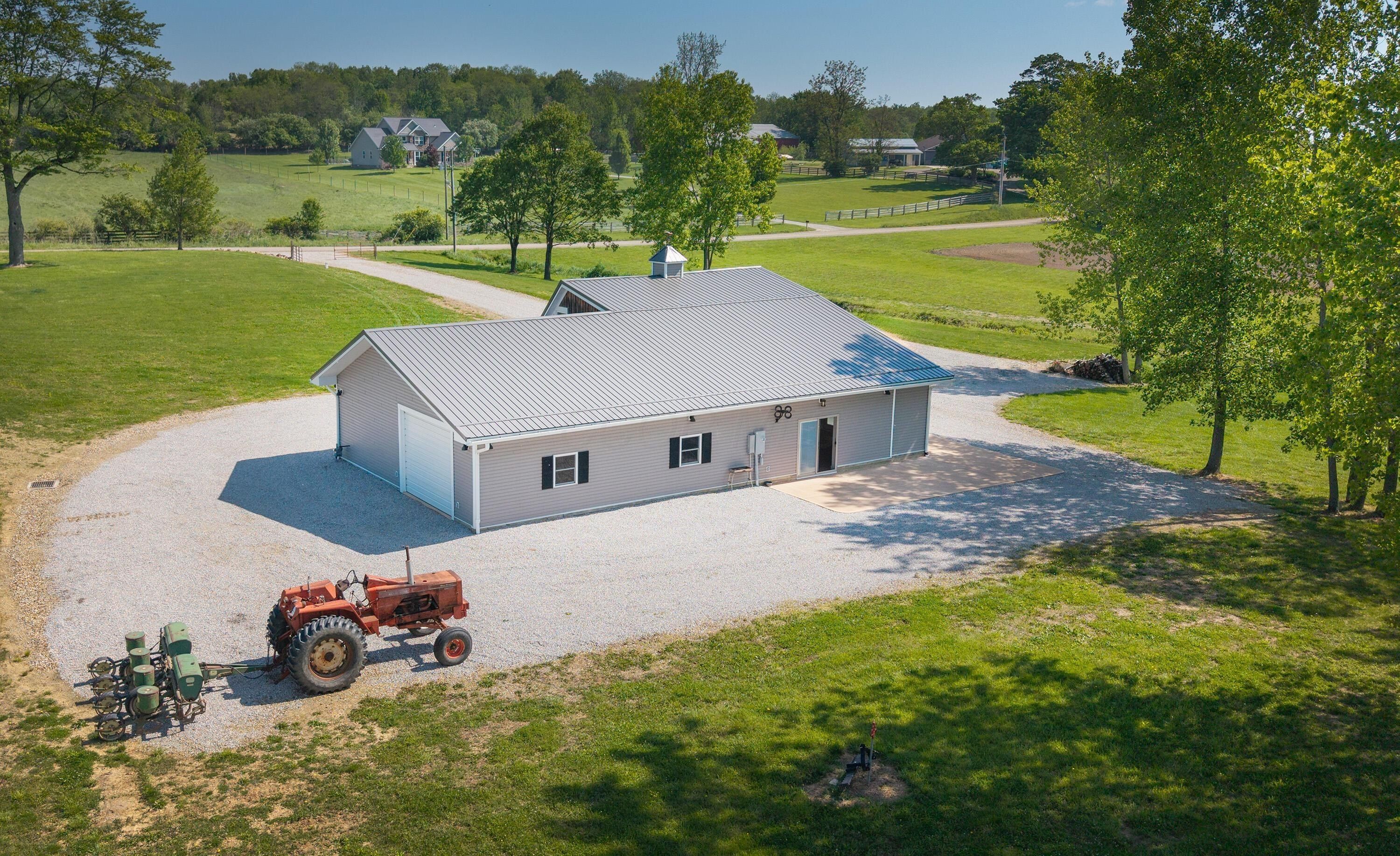 11540 Airport Road. Mount Vernon, OH 43050