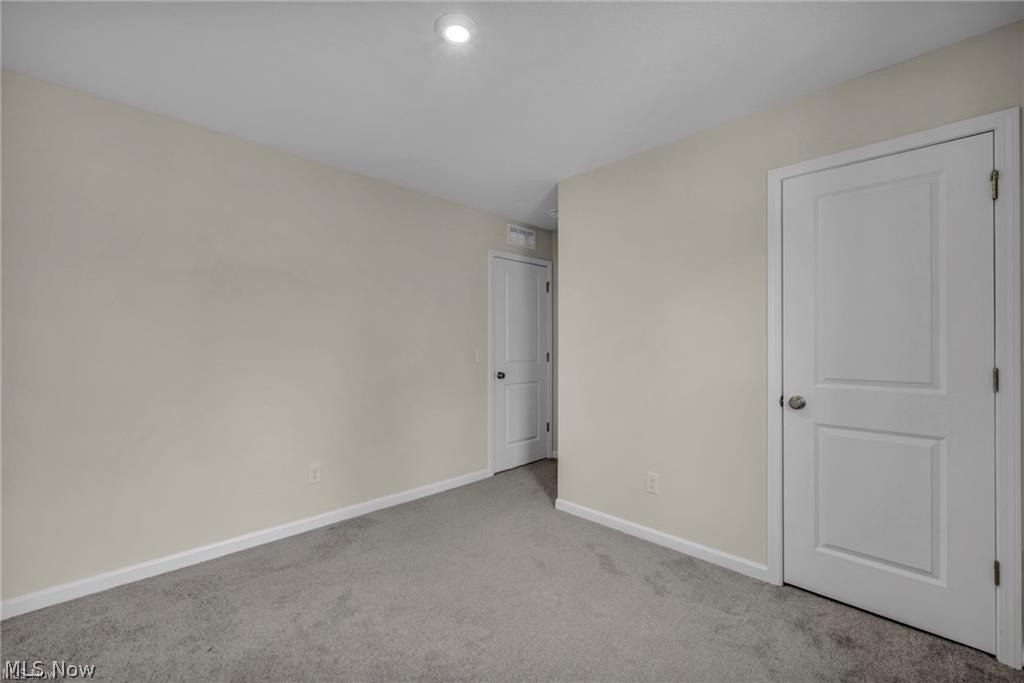 189 Alexander Drive. Elyria, OH 44035