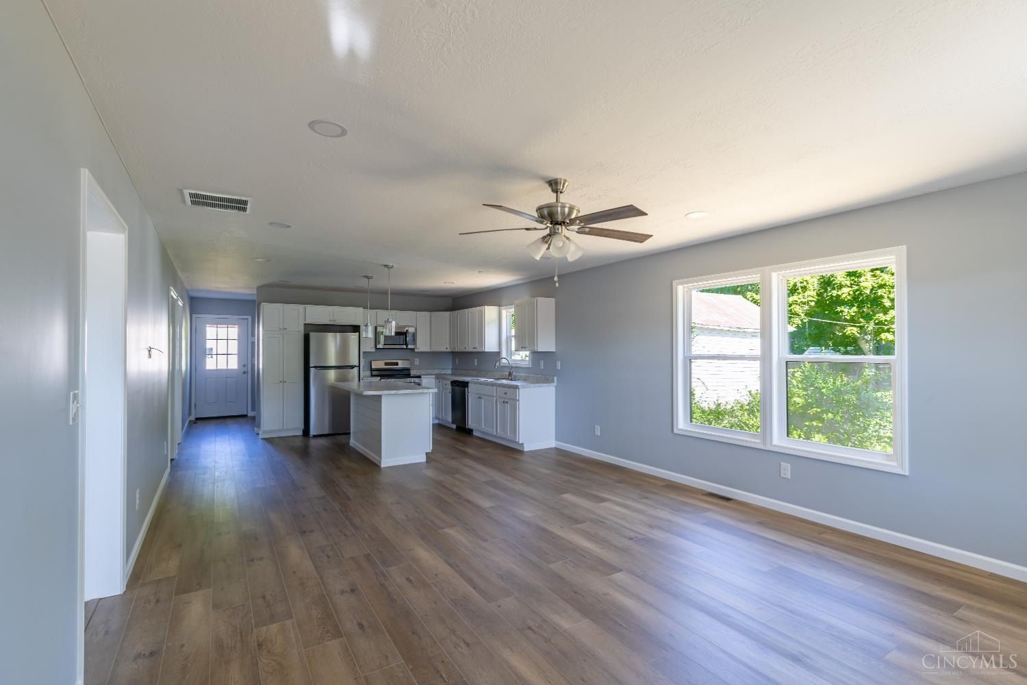 77 Columbia Street. Seaman, OH 45679