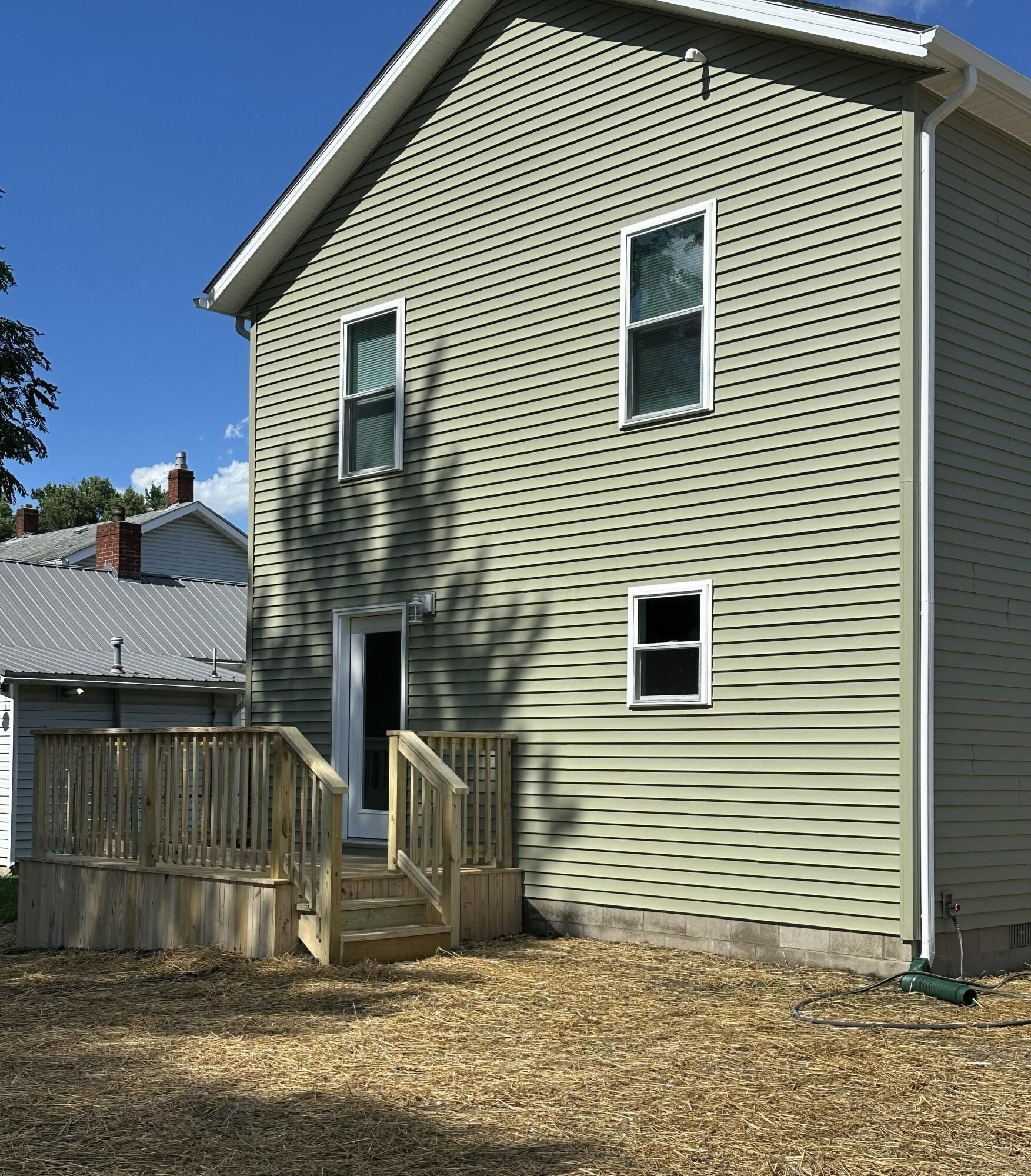 35 N Redding Street. Tarlton, OH 43156