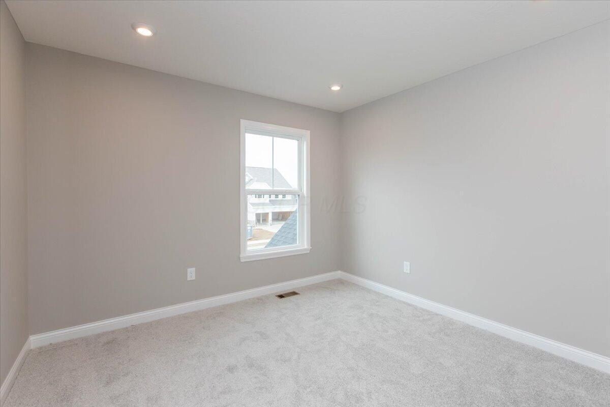 116 Gold Finch Street. Pickerington, OH 43147