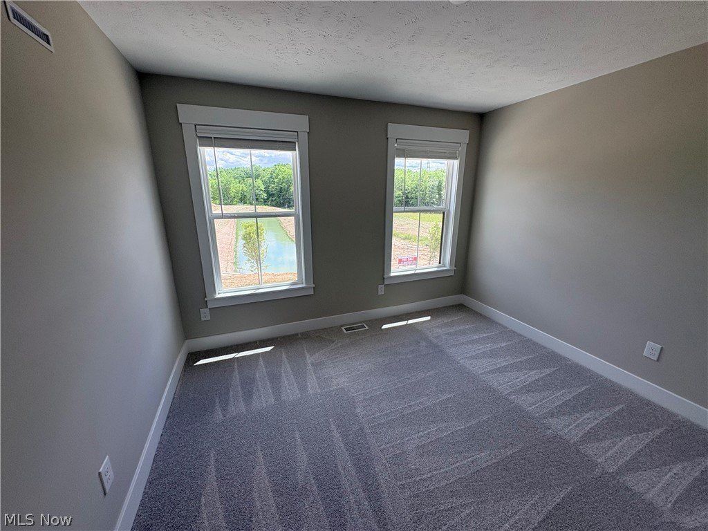 27385 Averi Lane. Beachwood, OH 44122