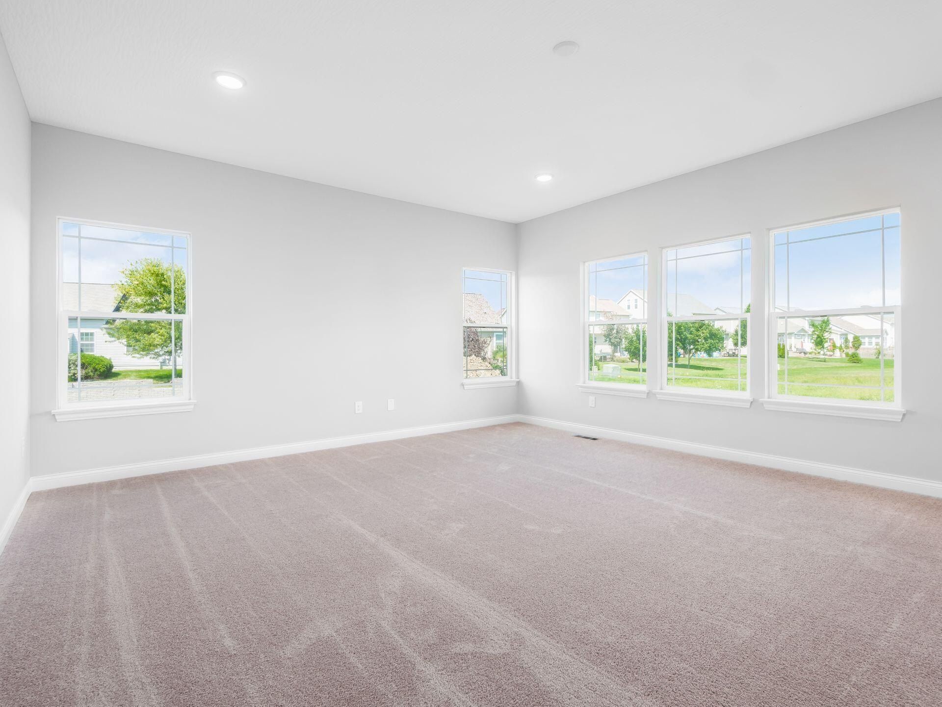 1800 Whispering Pines Lane. Bellefontaine, OH 43311