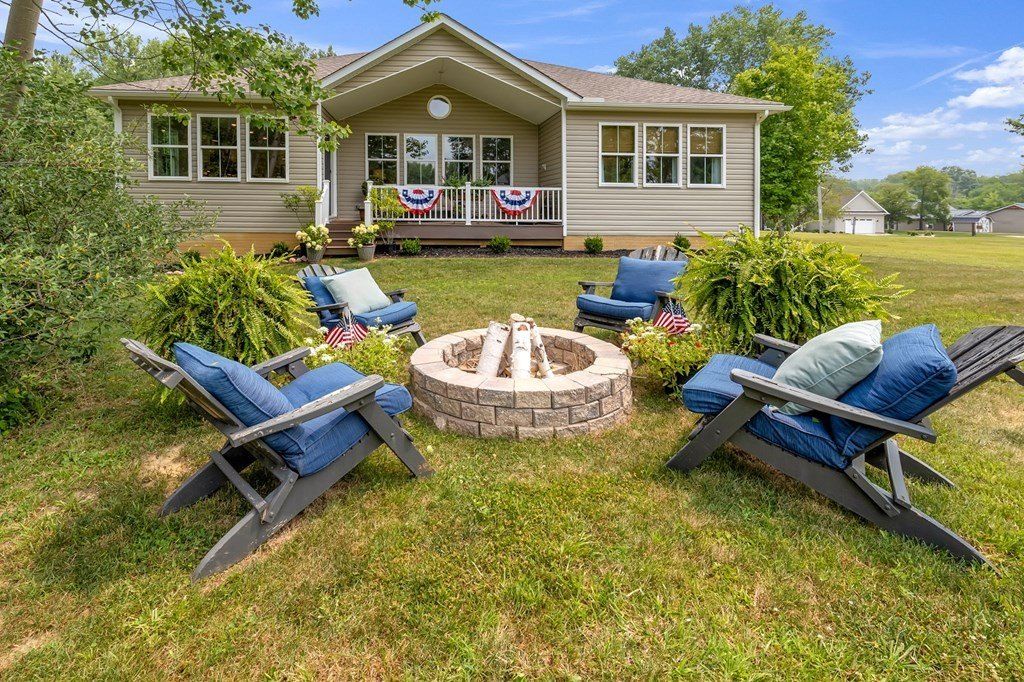 7326 State Route 19 211. Mount Gilead, OH 43338