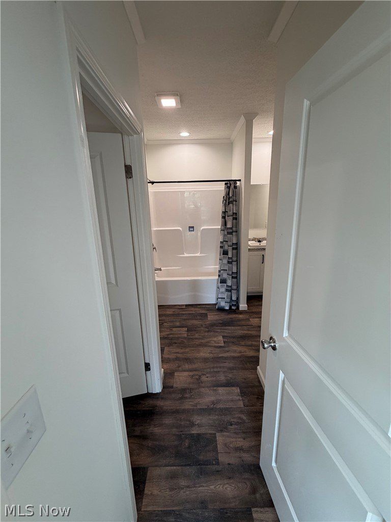 805 Lee Street. Zanesville, OH 43701