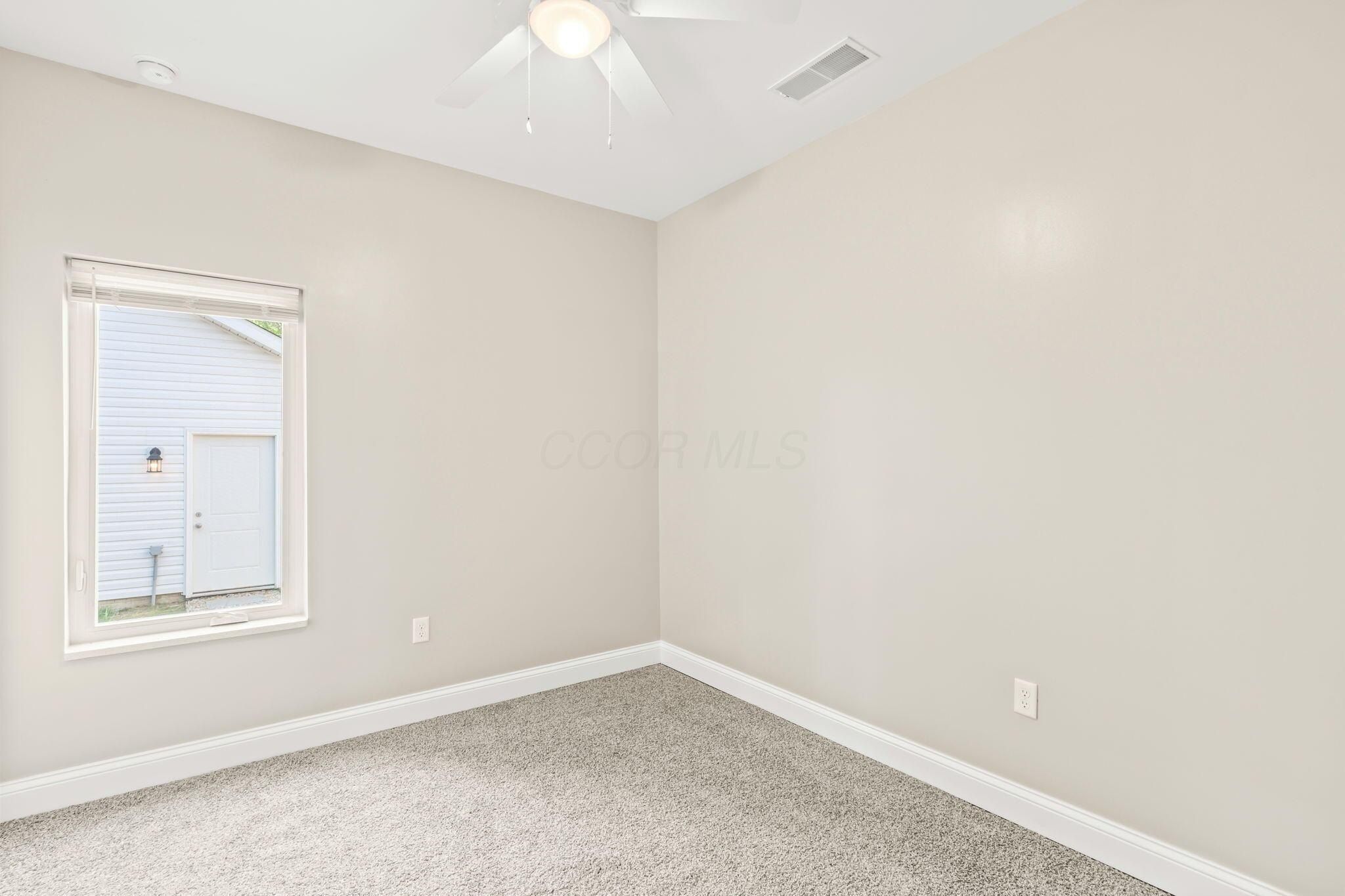 1613 Kohr Place. Columbus, OH 43211