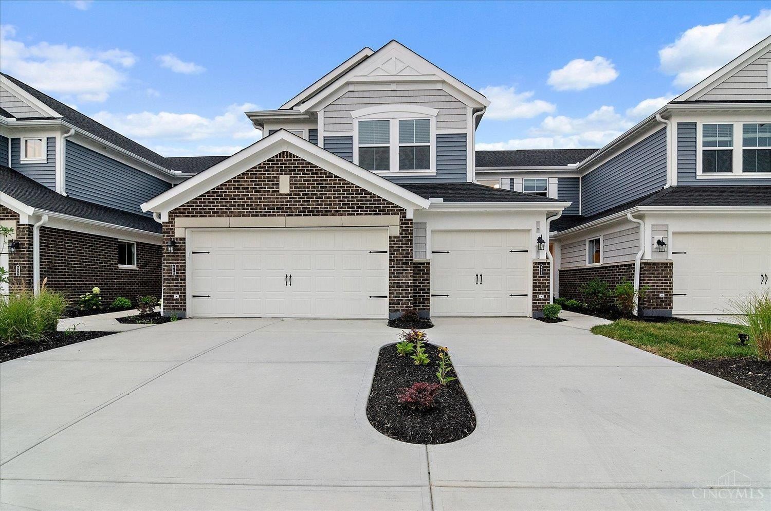 419 Bandon Dunes Court. Lebanon, OH 45036