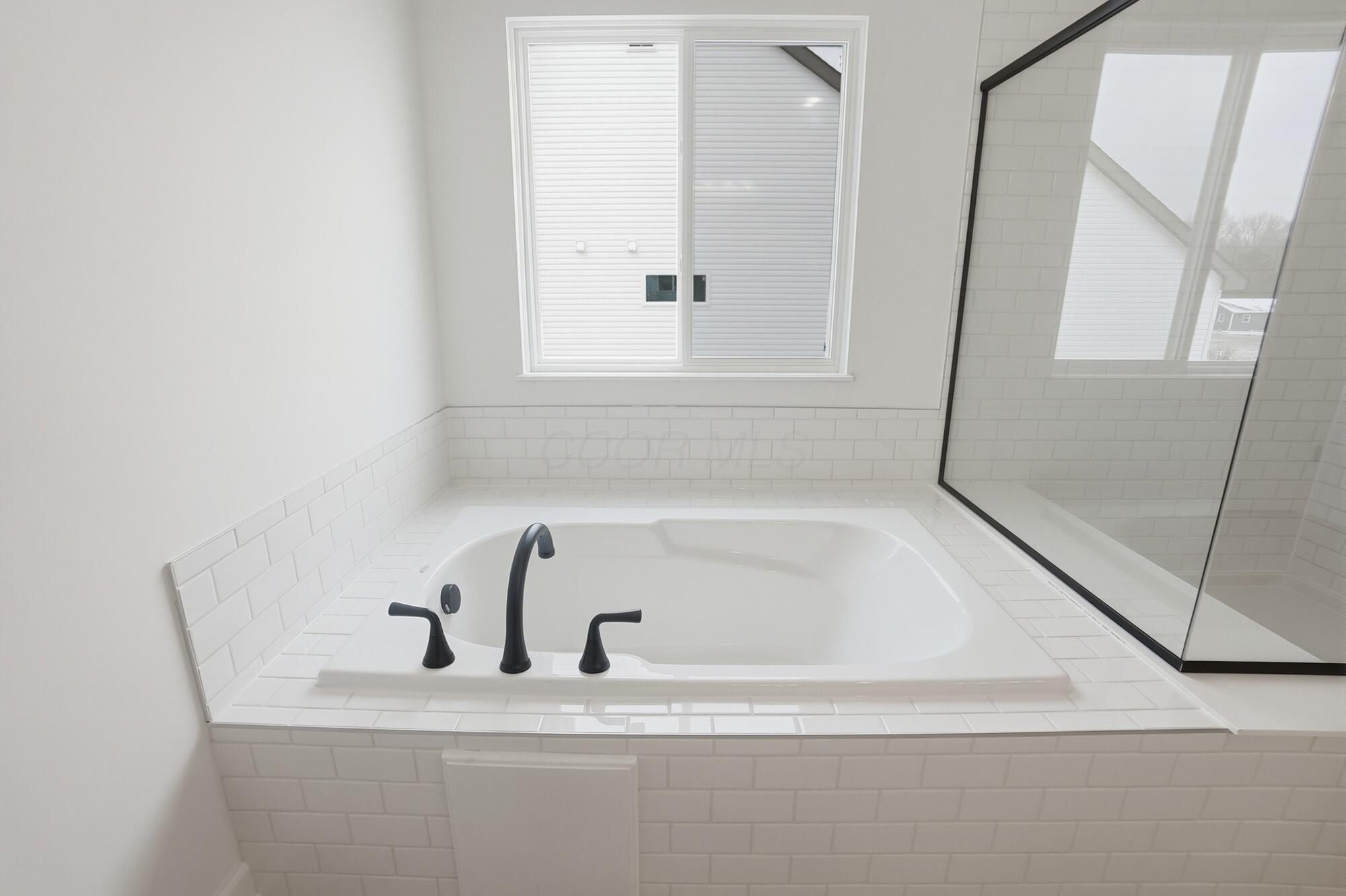 6326 Sparks Drive. Galena, OH 43021