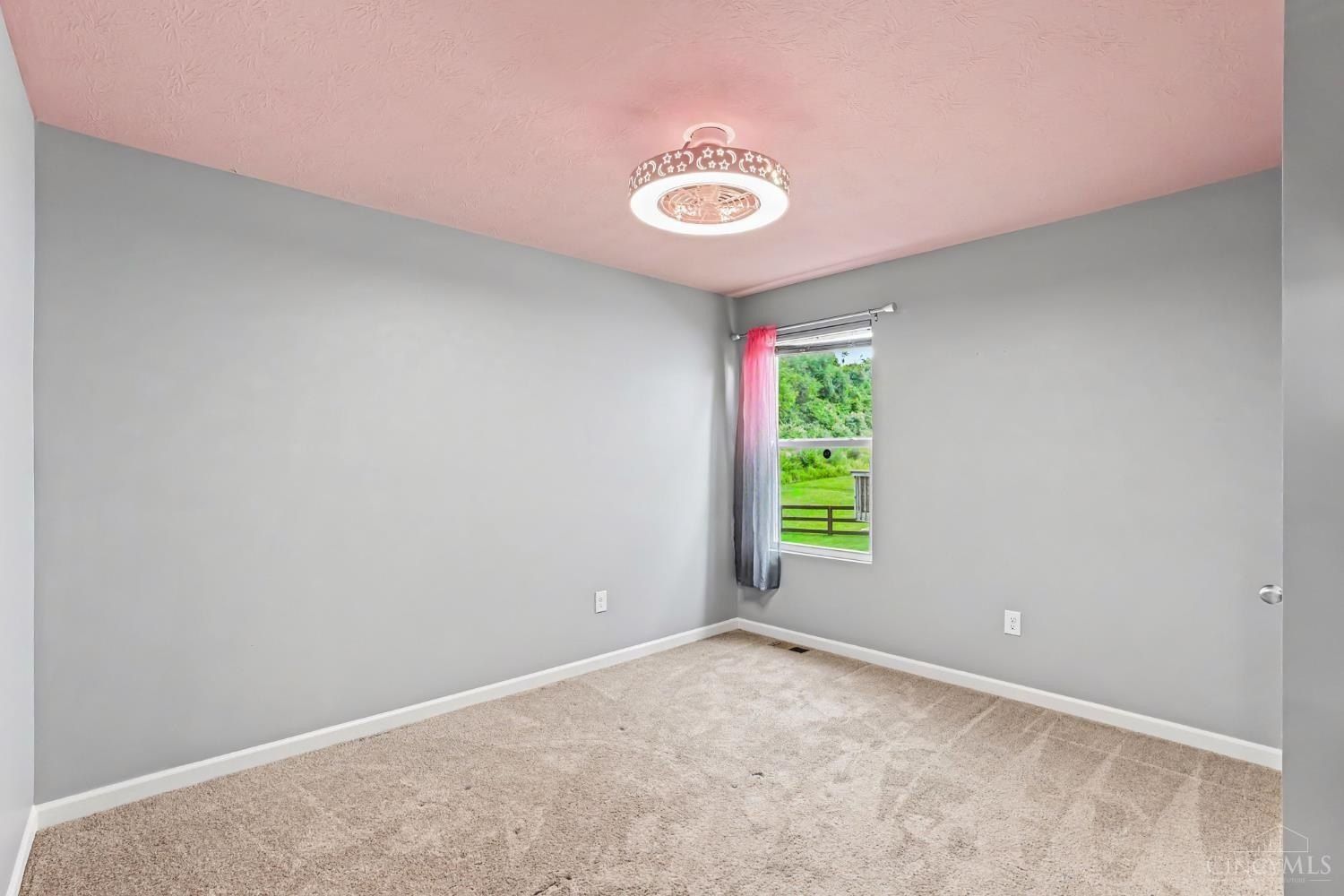 123 Ashburn Way. New Richmond, OH 45157