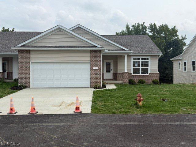 1119 Queen Anne Drive Nw. Massillon, OH 44647