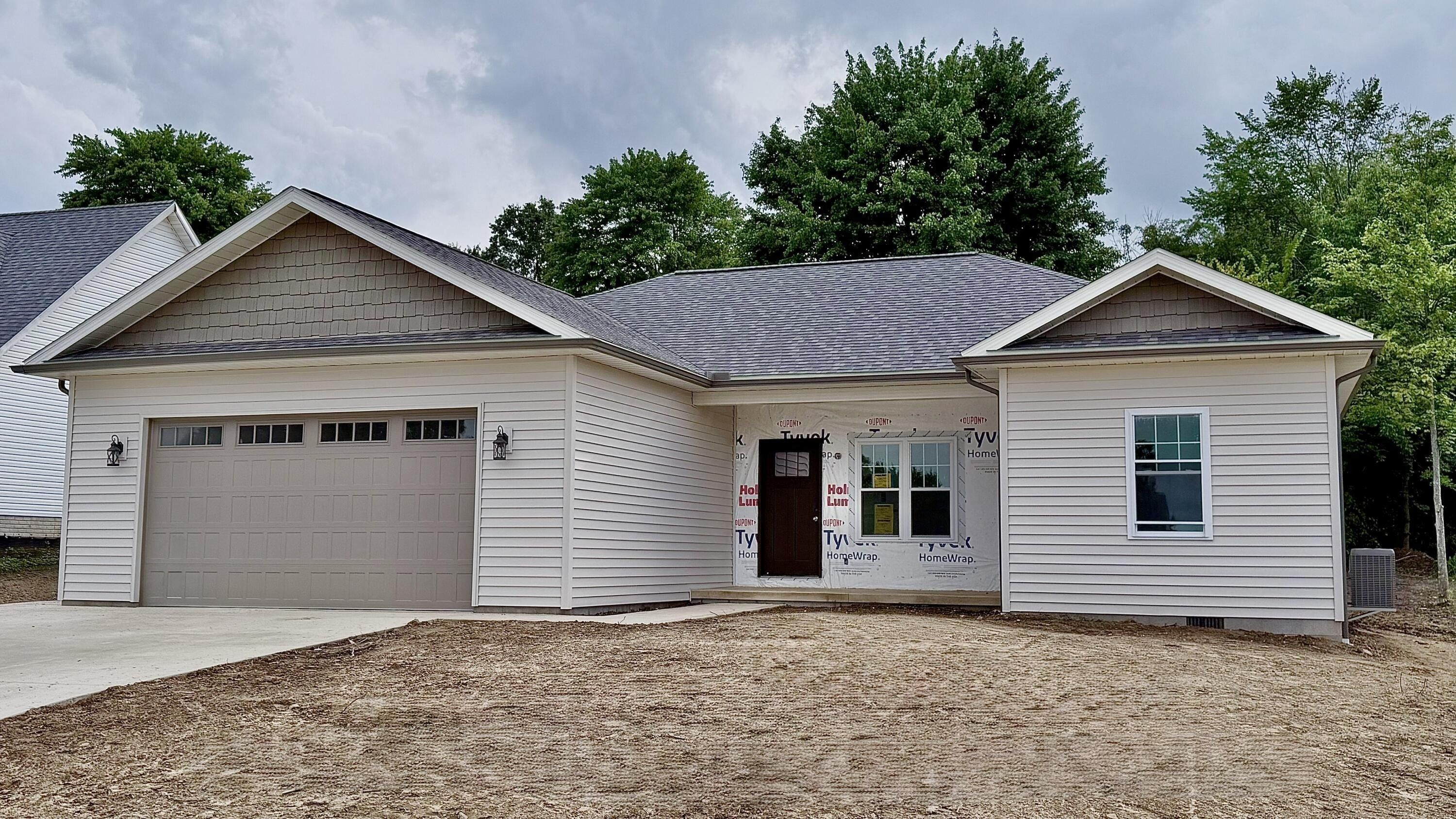 867 Fairway Drive. Howard, OH 43028
