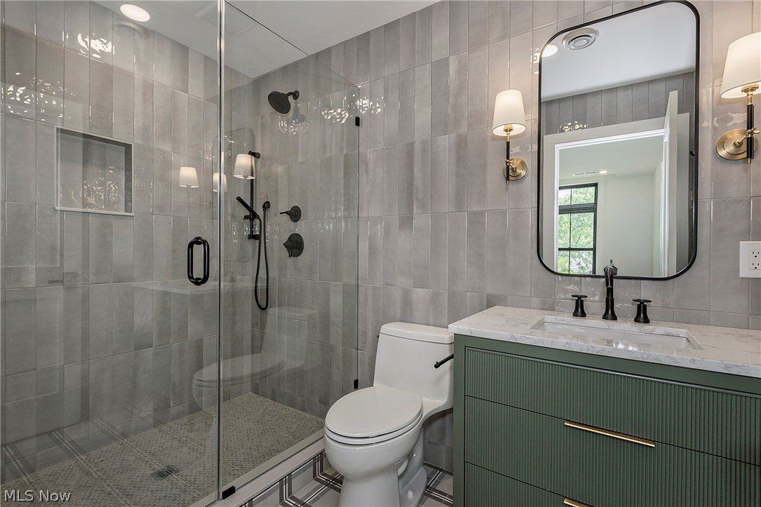 2613 Brentwood Road. Beachwood, OH 44122