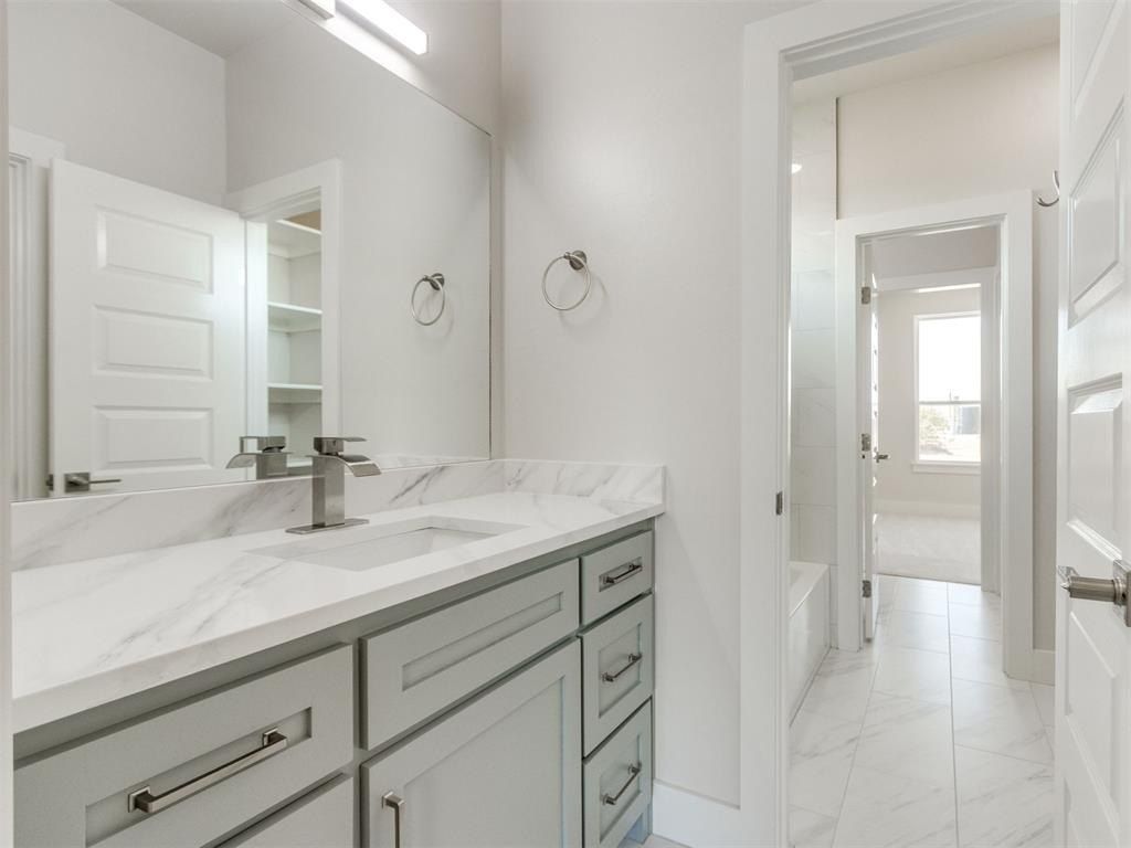 4720 Ranchero Drive. Edmond, OK 73025