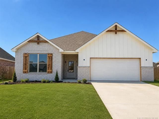 4230 Village Park Drive. Skiatook, OK 74070