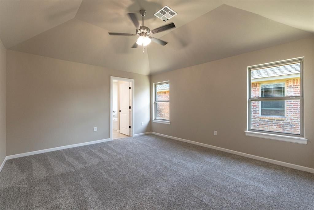 4533 Adobe Court. Yukon, OK 73099