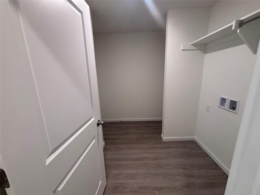 2011 Brush Creek Way. Newcastle, OK 73065