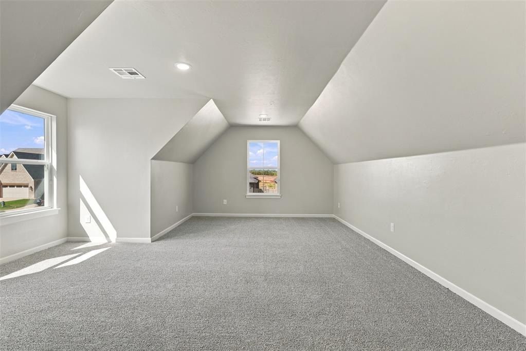 2156 Josslyn Place. Edmond, OK 73034