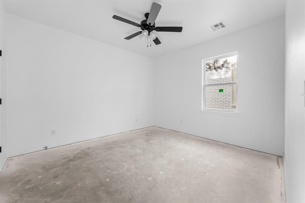 820 W 2Nd Street. Edmond, OK 73003