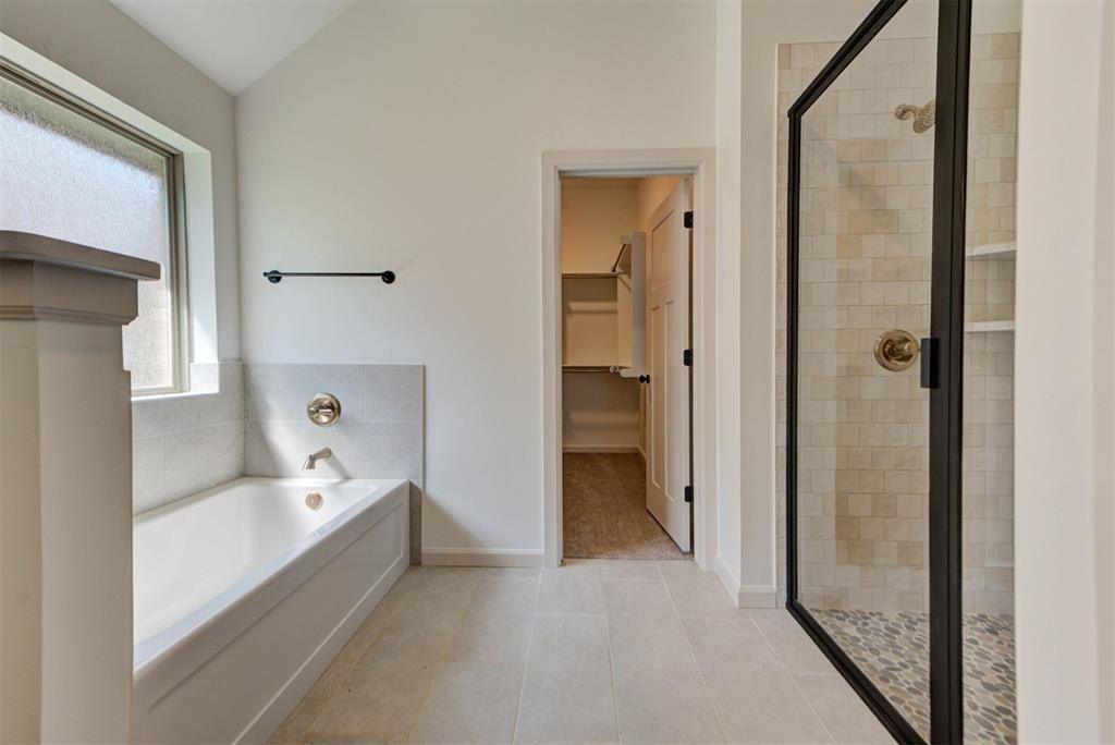 6100 Frankie Lynn Lane. Edmond, OK 73034