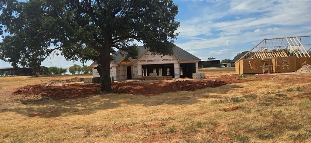 1138 Wolf Creek Court. Blanchard, OK 73010