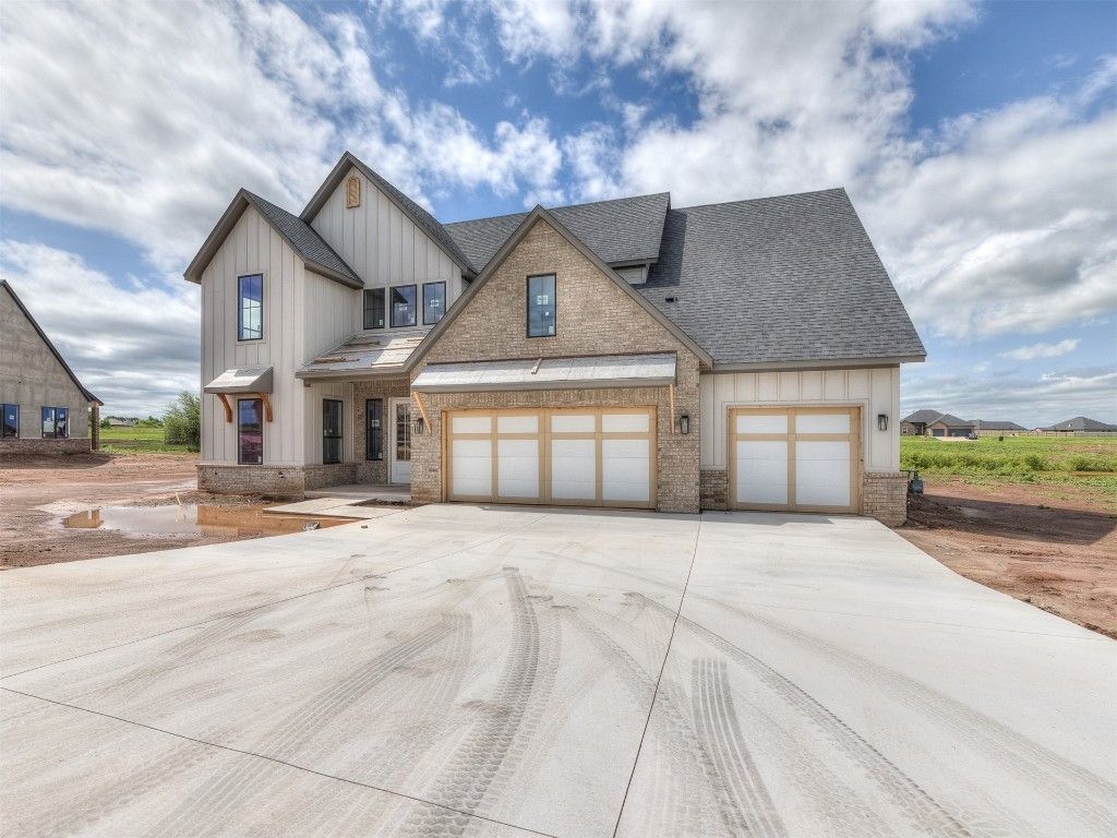 9489 Vista Reach. Edmond, OK 73025