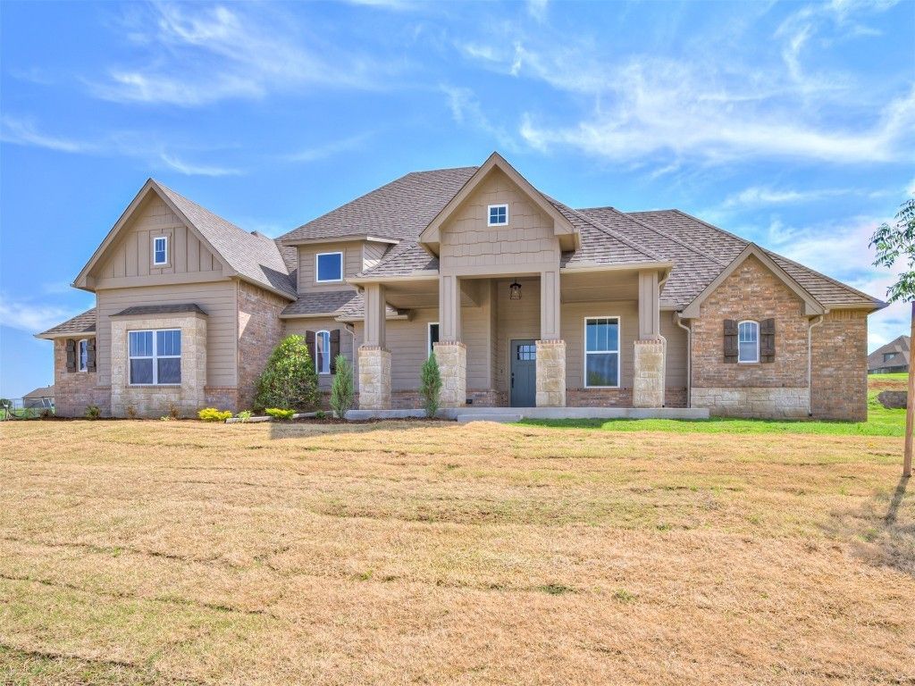 3700 Sidehill Court. Newcastle, OK 73065