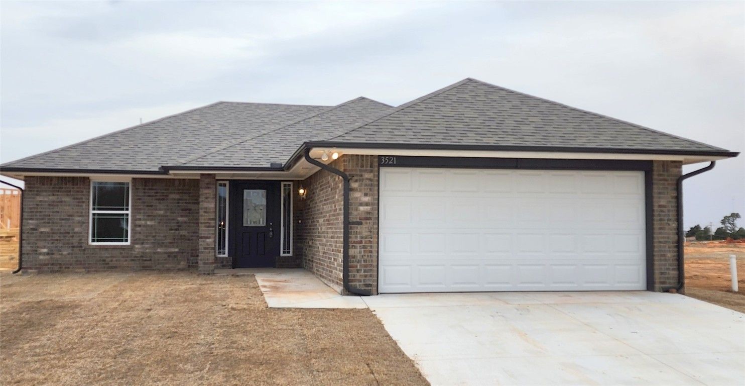 3521 Liam Circle. Spencer, OK 73084