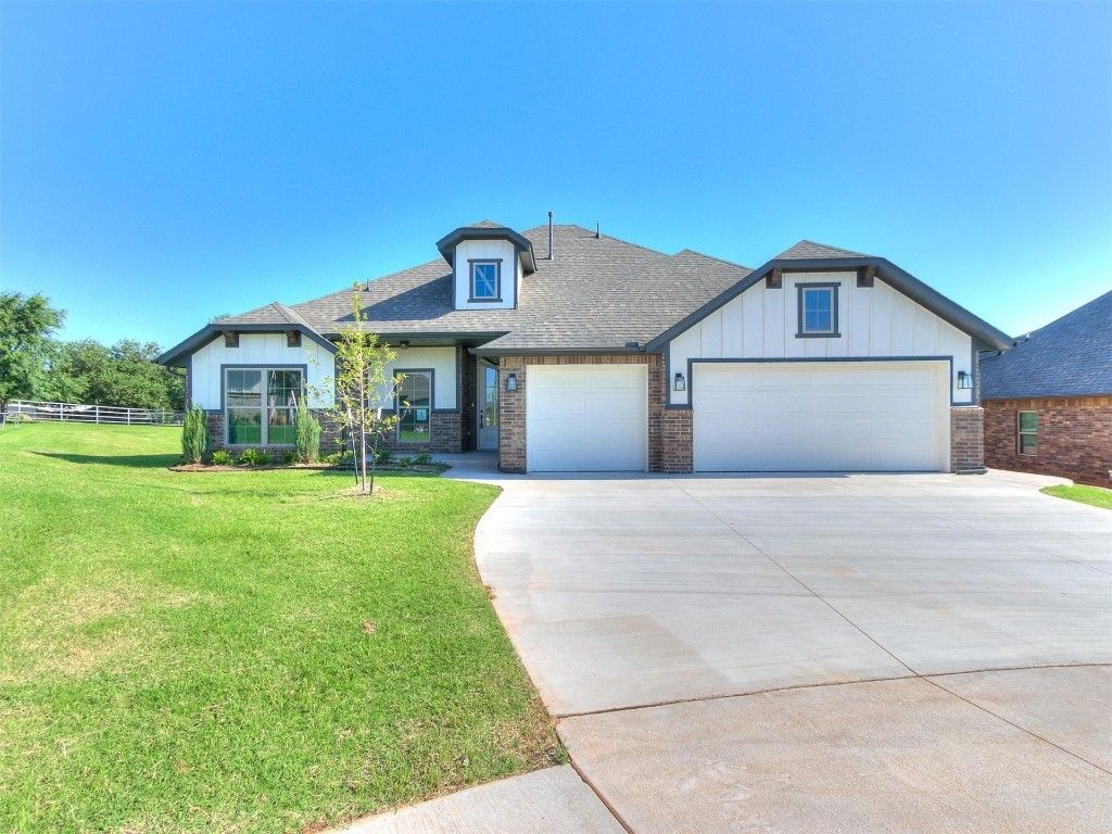 2245 N Payton Court. Mustang, OK 73064