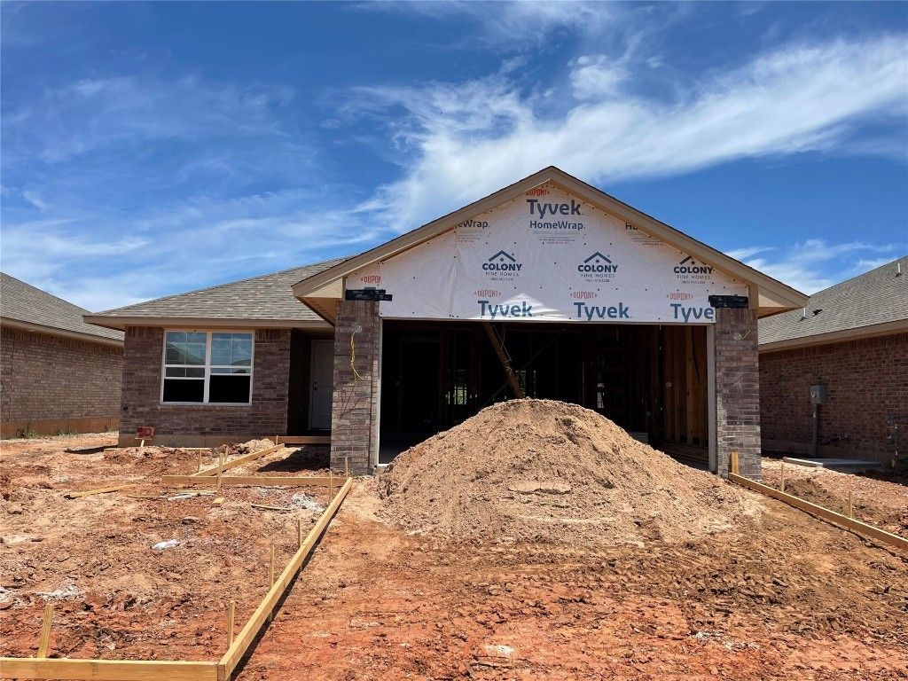 9112 Quapaw Creek Trail. Oklahoma City, OK 73160